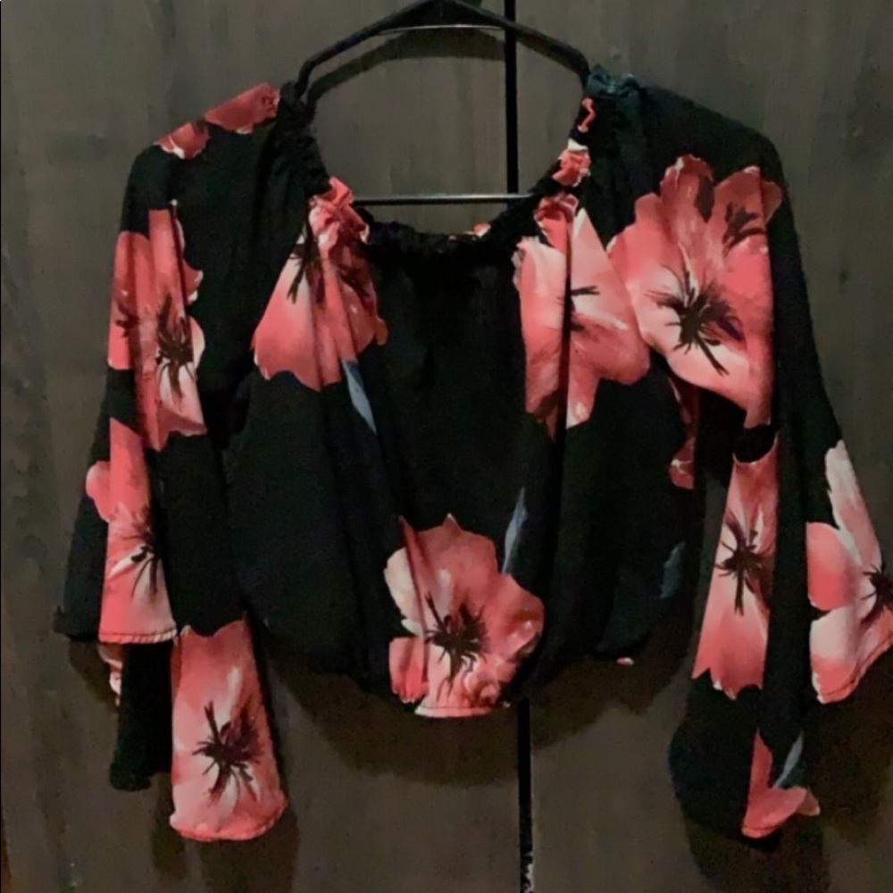 Off the shoulder rose crop top